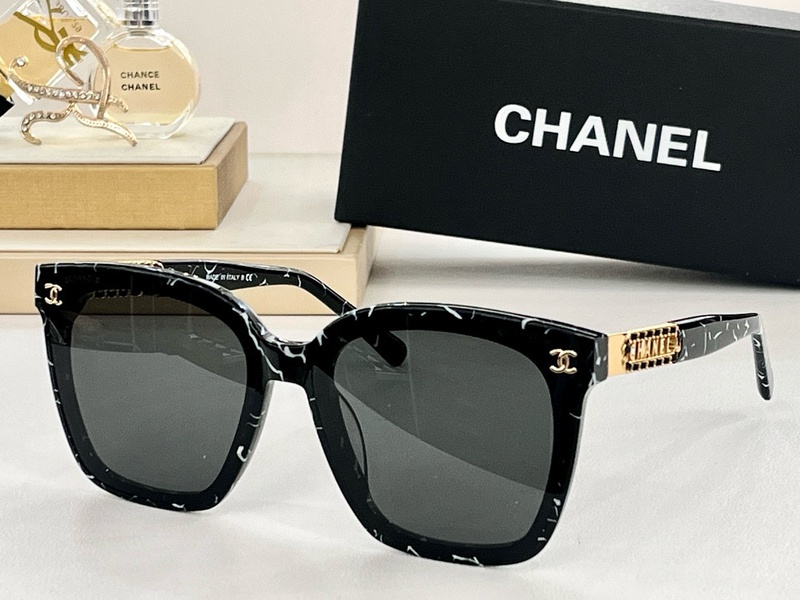 Chanel Sunglasses 200